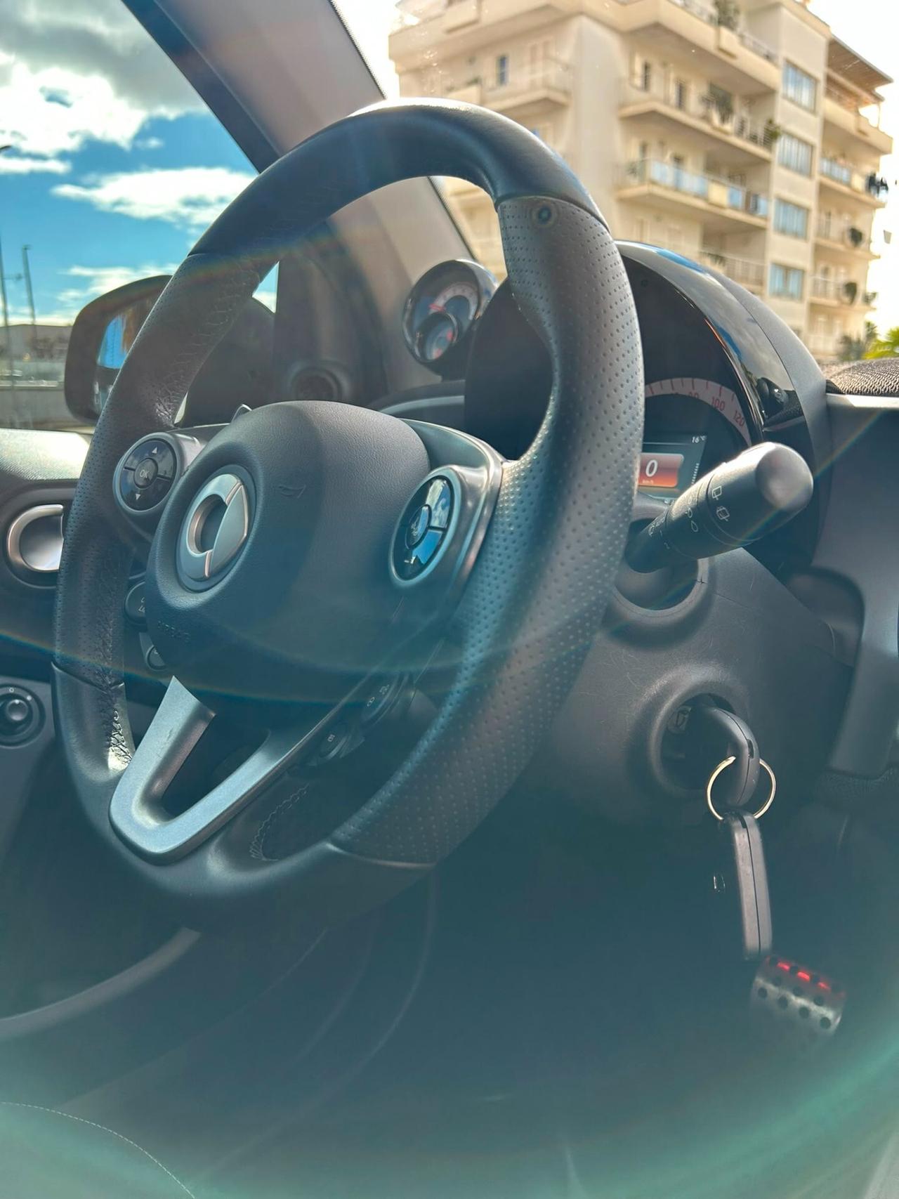 Smart ForTwo 90 0.9 Turbo twinamic parisblue Passion