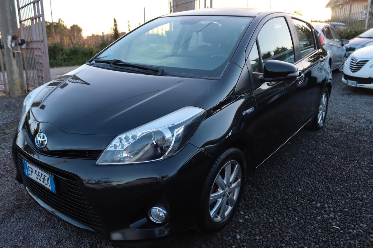 Toyota Yaris 1.5 Hybrid 5 porte Lounge