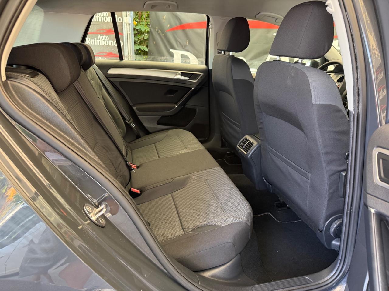 Volkswagen Golf 1.6 TDI 5p. Highline BlueMotion Technology