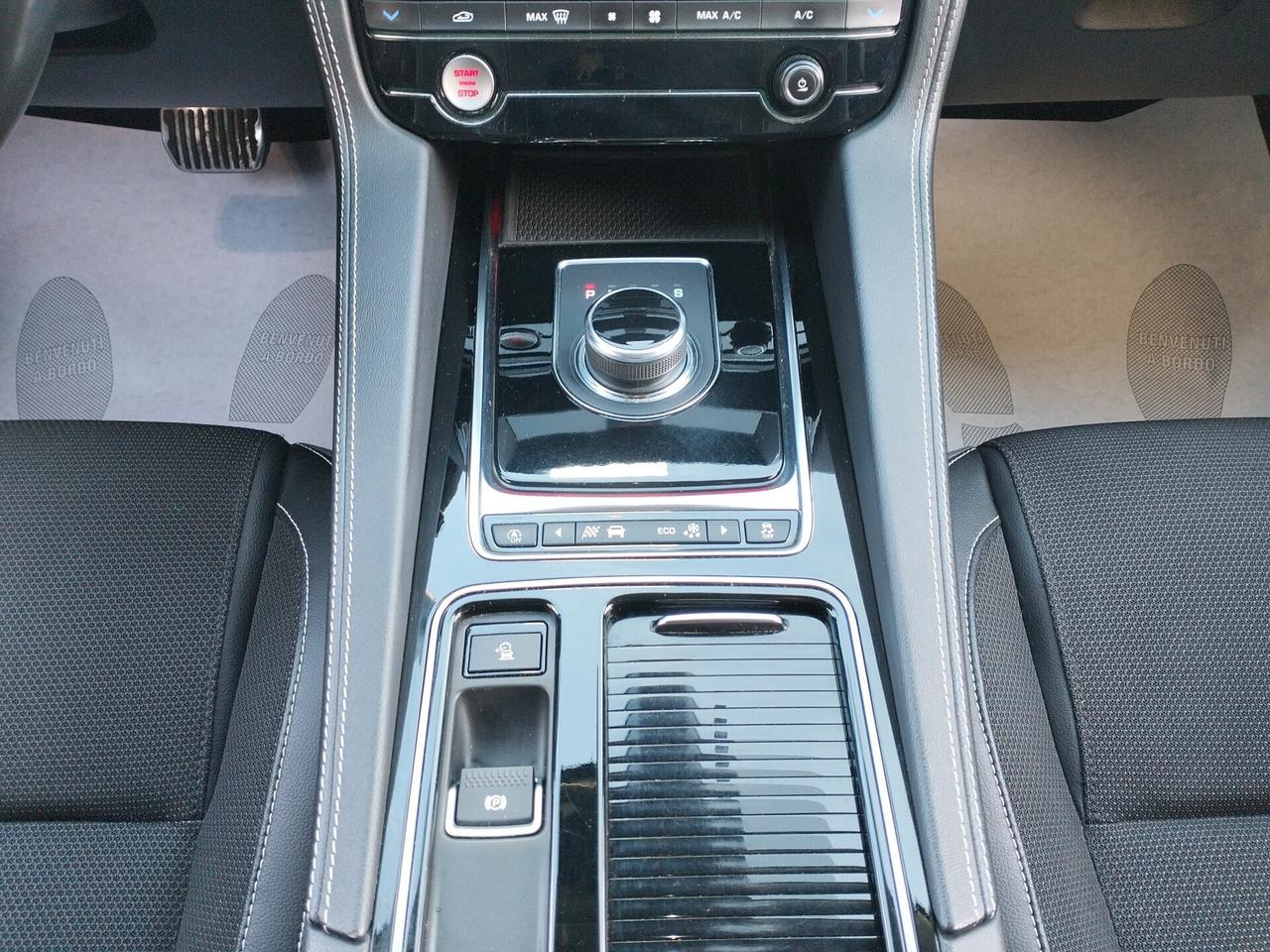 Jaguar F-Pace 2019 2.0d i4 R-Sport awd 180cv auto my19