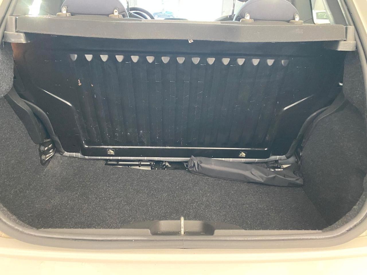 FIAT 500 1.0 LOUNGE HYBRID 70CV - NEOPATENTATI