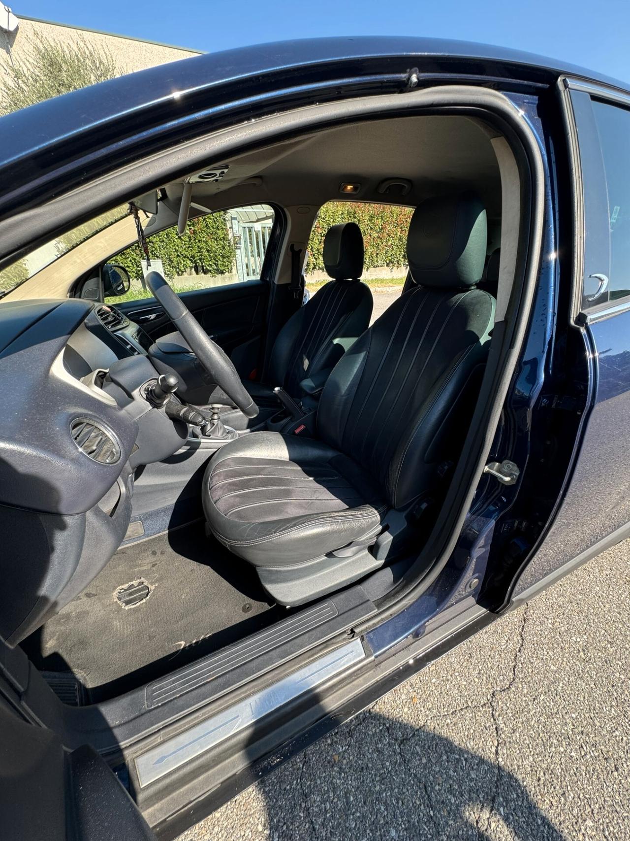 Lancia Delta 2.0 MJT DPF Platinum