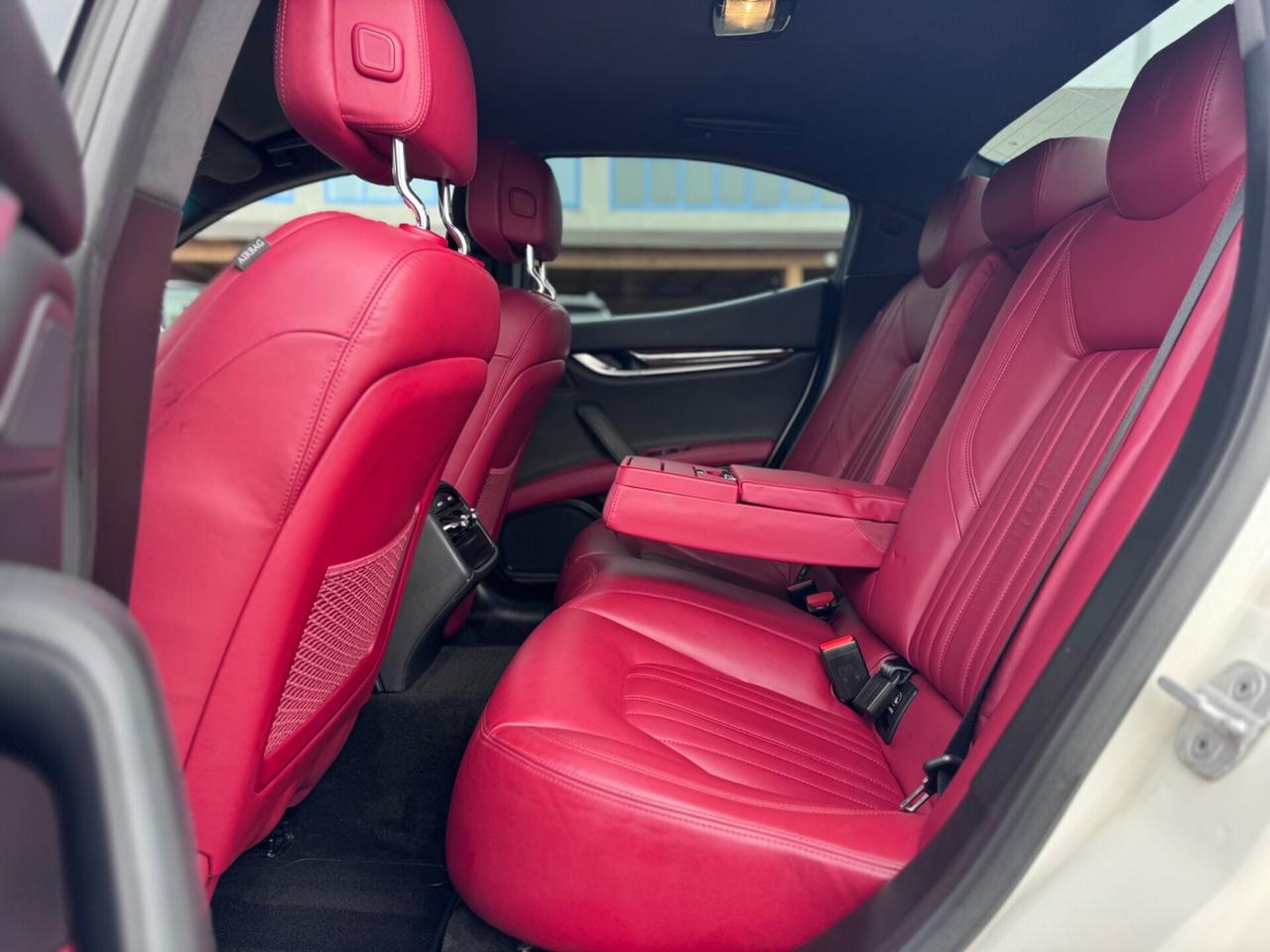 Maserati Ghibli V6 S Q4 410CV