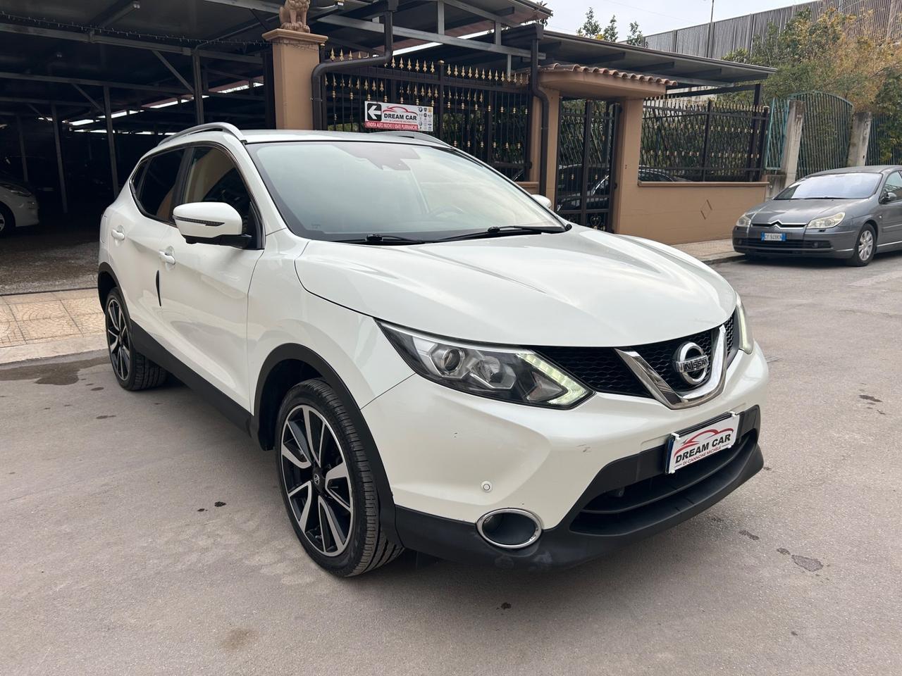 Nissan Qashqai 1.6 dCi 4WD 360