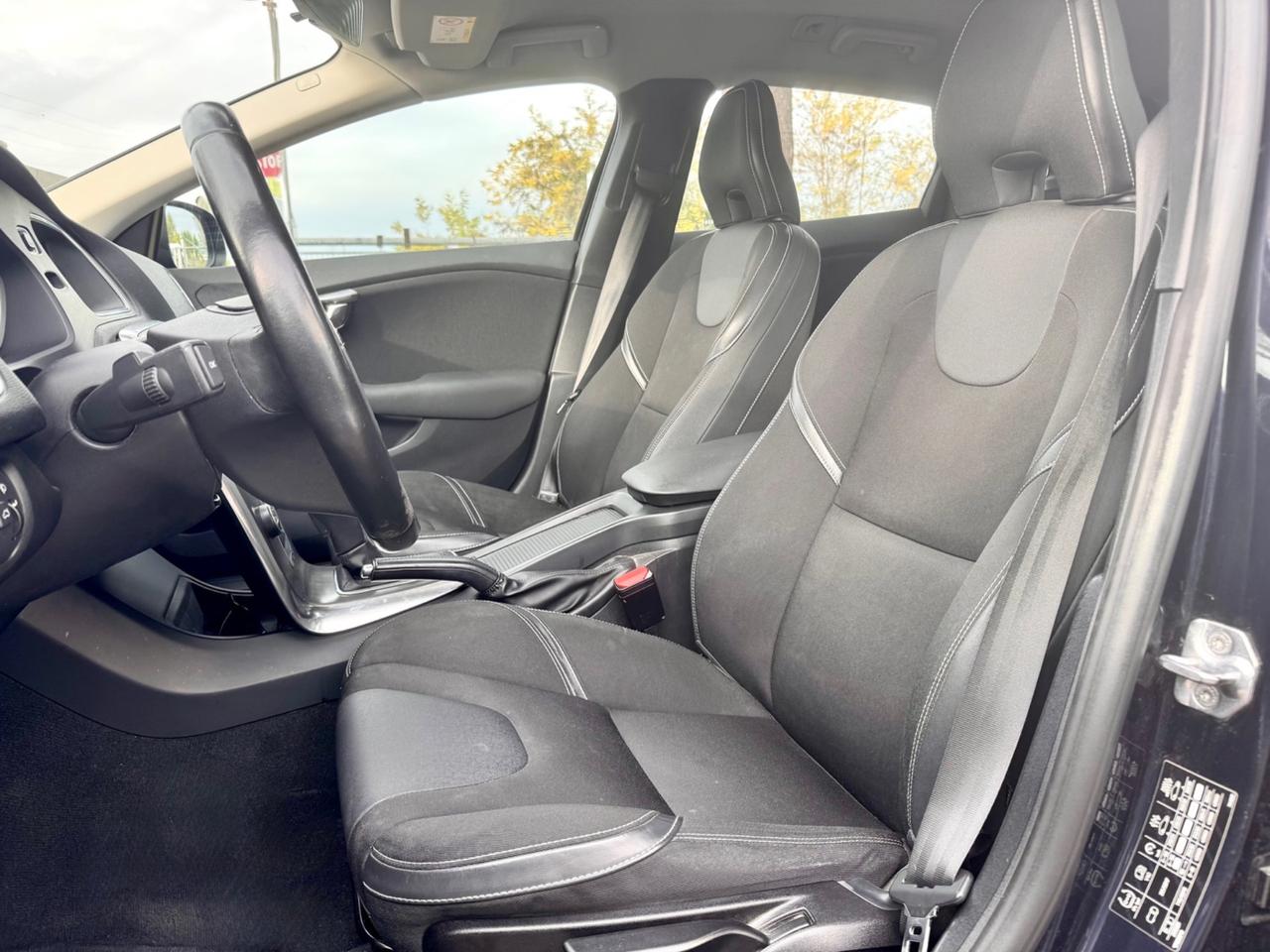 Volvo V40 D2 Geartronic Kinetic