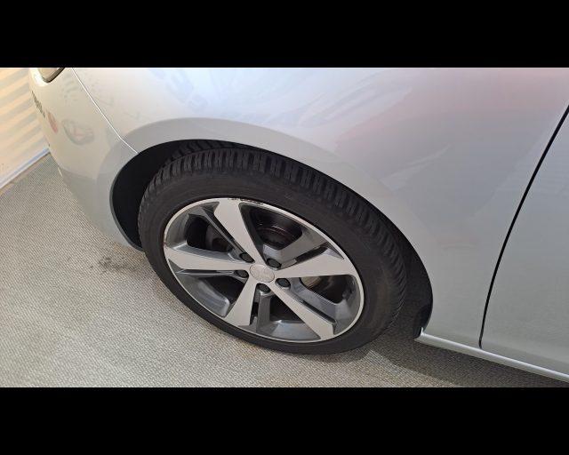 PEUGEOT 308 5p 1.2 puretech Allure s&s 130cv