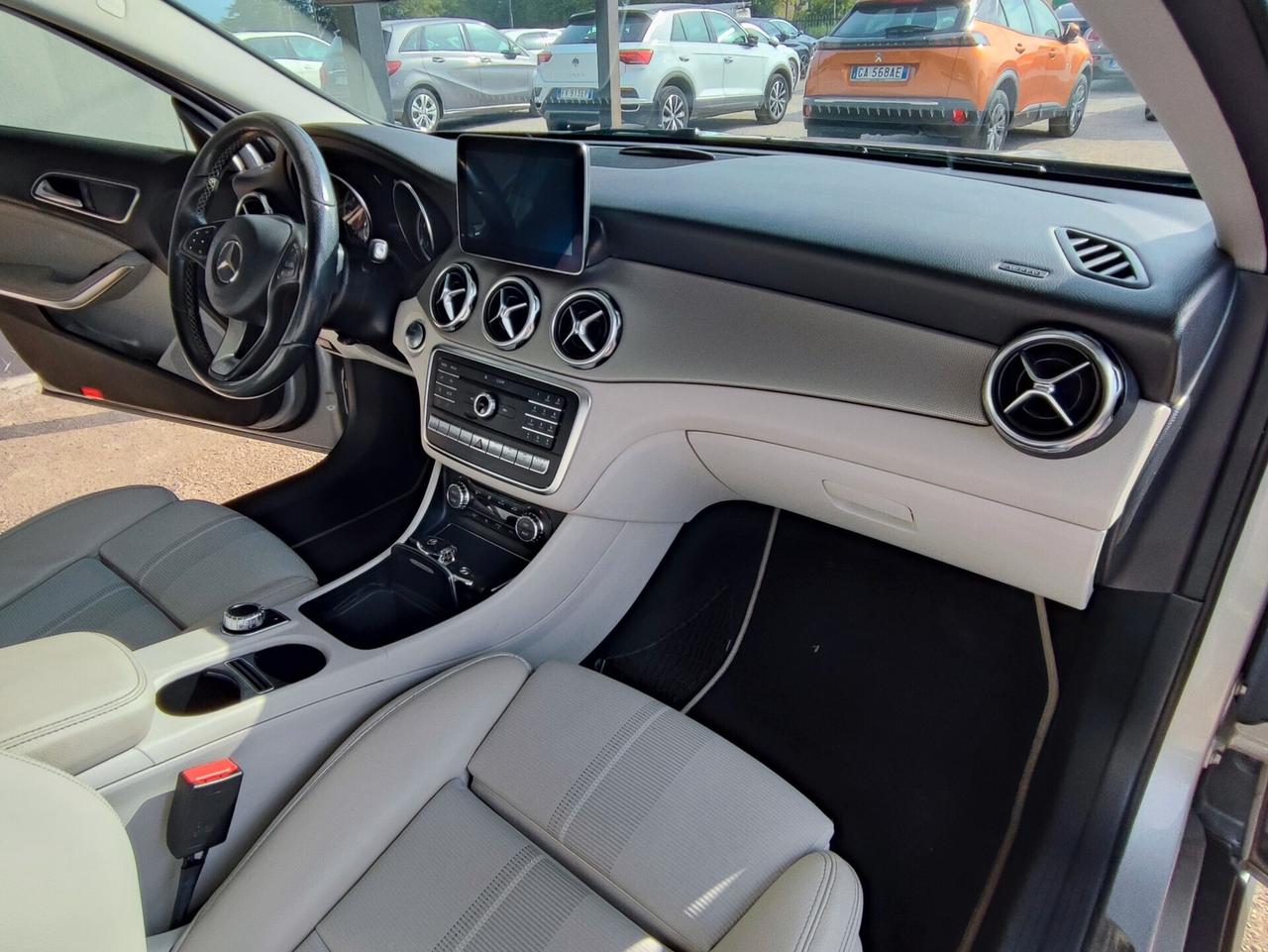 Mercedes-benz GLA 200 d Automatic 4Matic Premium
