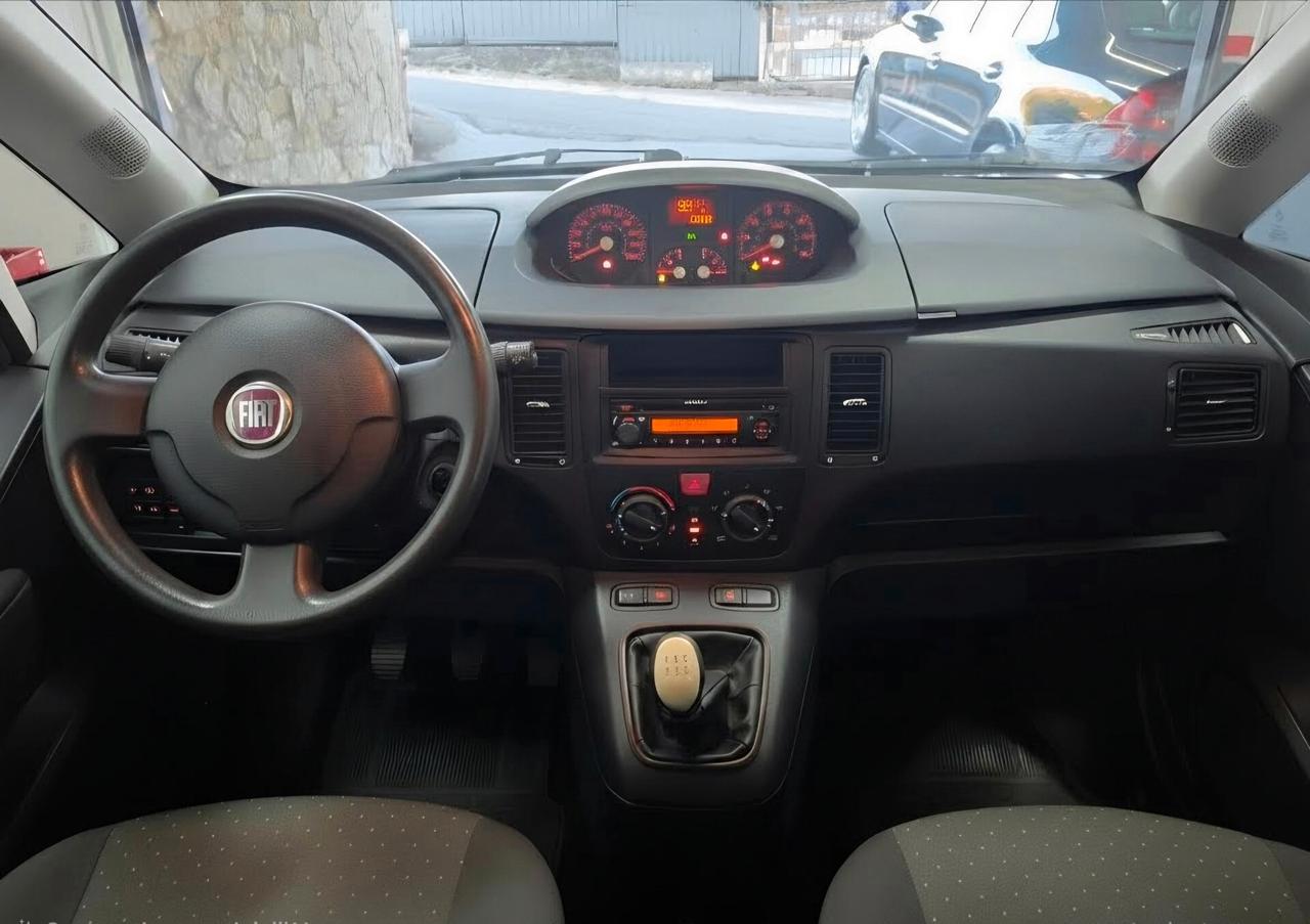 Fiat Idea 1.2 16V BlackLabel
