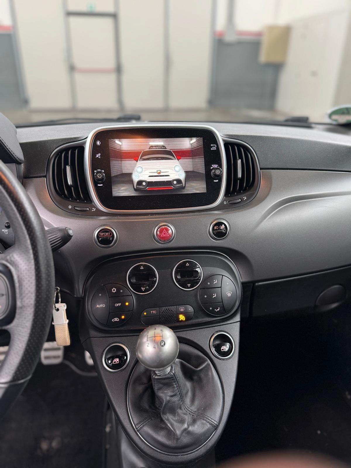 Abarth 595 1.4 Turbo T-Jet 165 CV Turismo