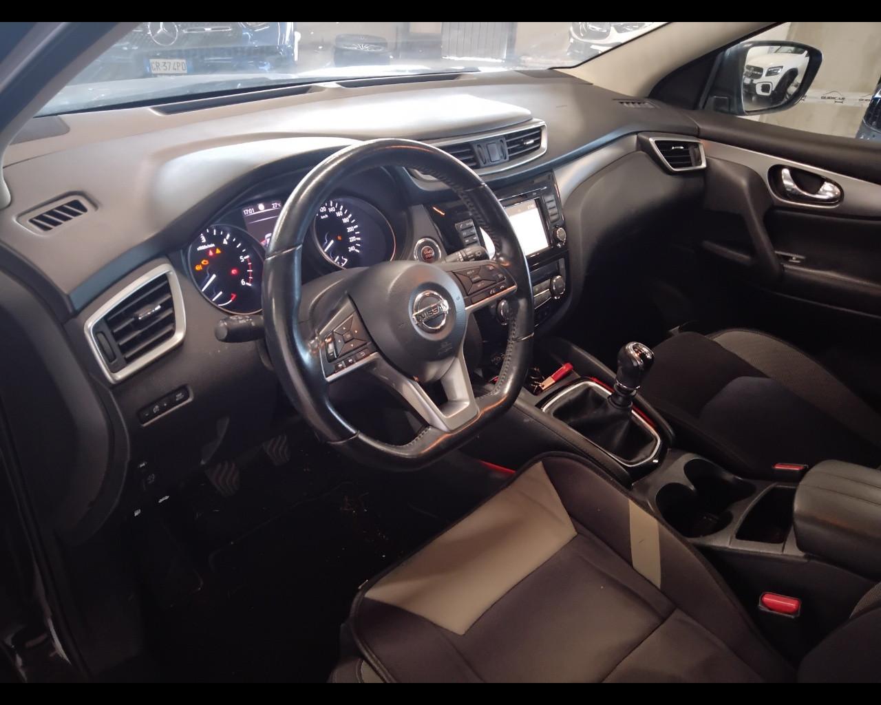 NISSAN Qashqai II 2017 - Qashqai 1.5 dci Tekna 115cv