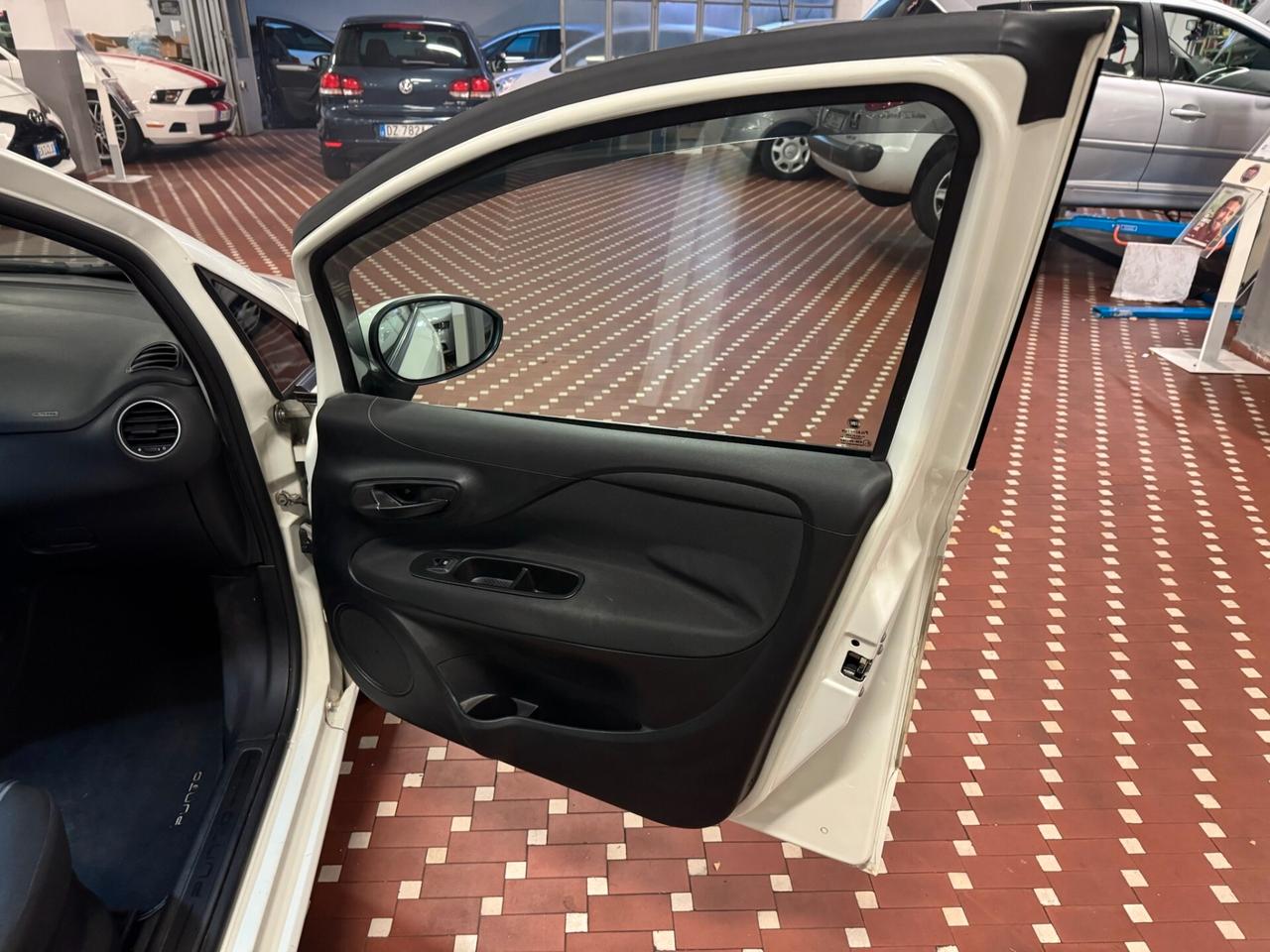 Fiat Punto Evo 1.4 5 porte S&S Dynamic- IDEALE PER NEOPATENTATI