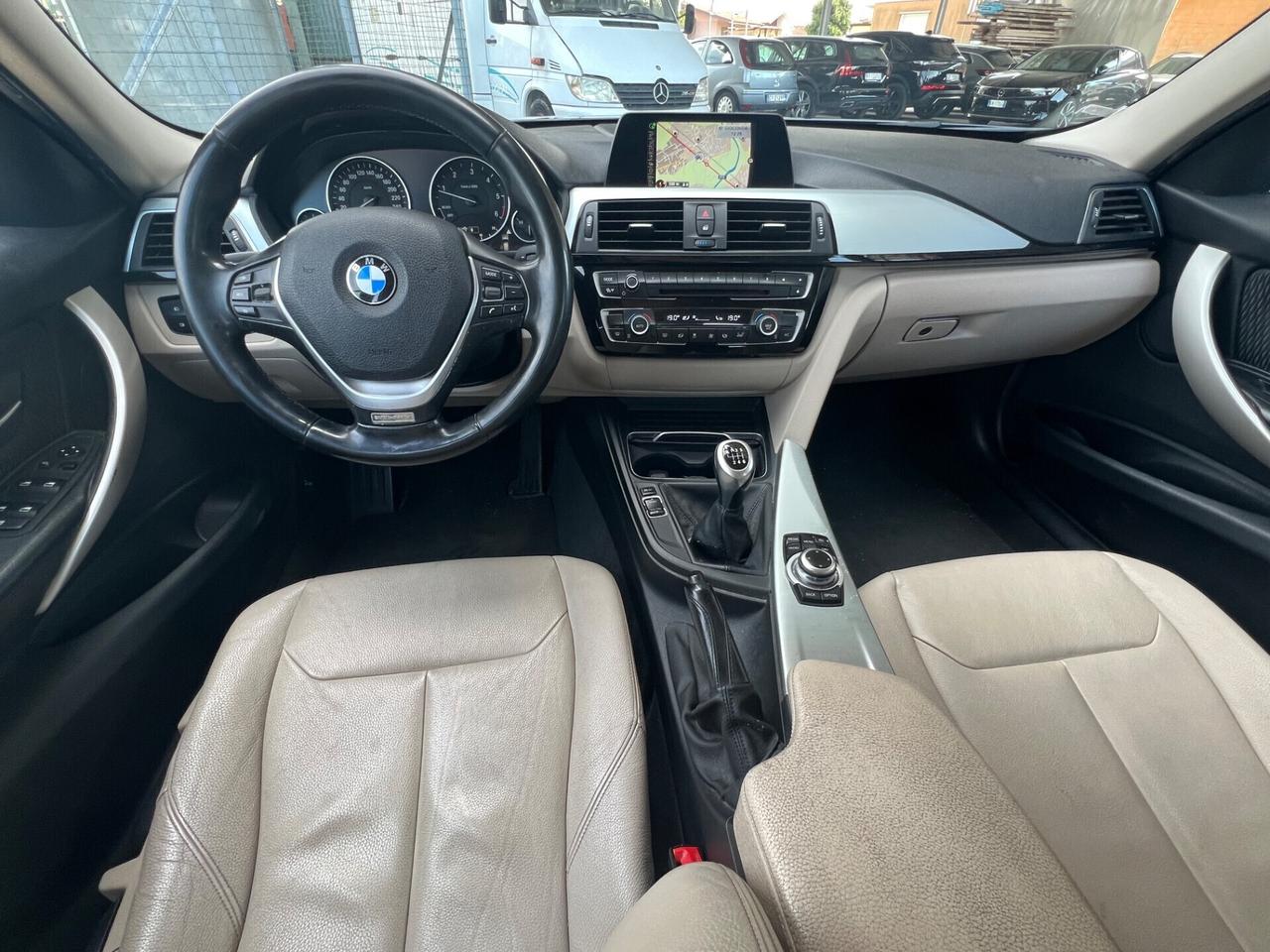 Bmw 320d Touring Luxury Tenuta molto Bene