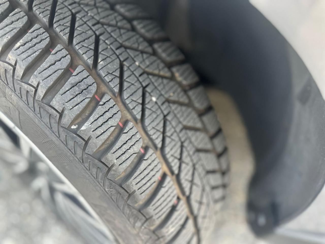 Peugeot 2008 Allure 1.2 PureTech 82 #7847