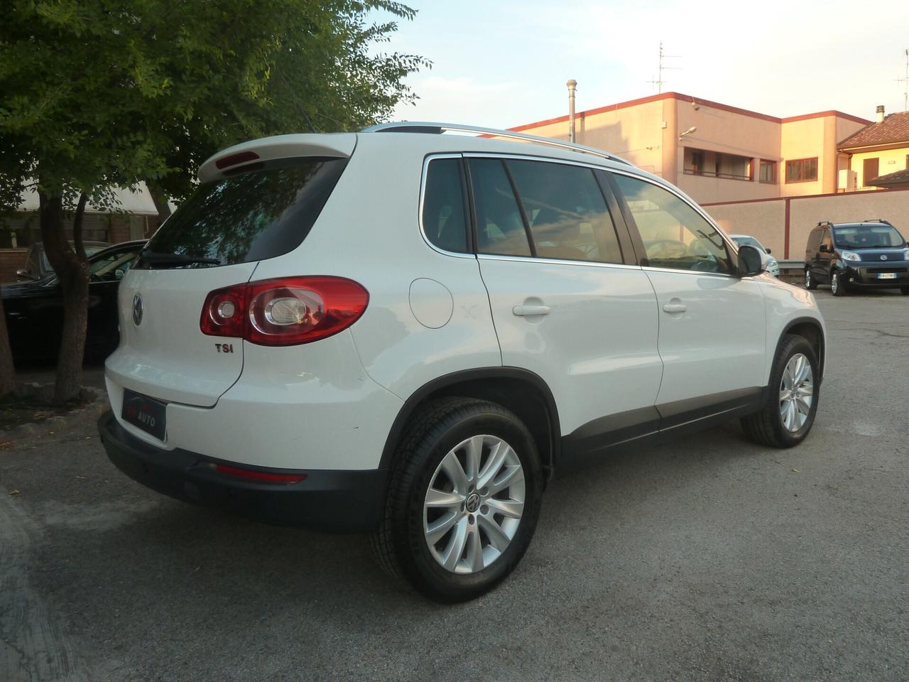 Volkswagen Tiguan 1.4 16V TSI Sport