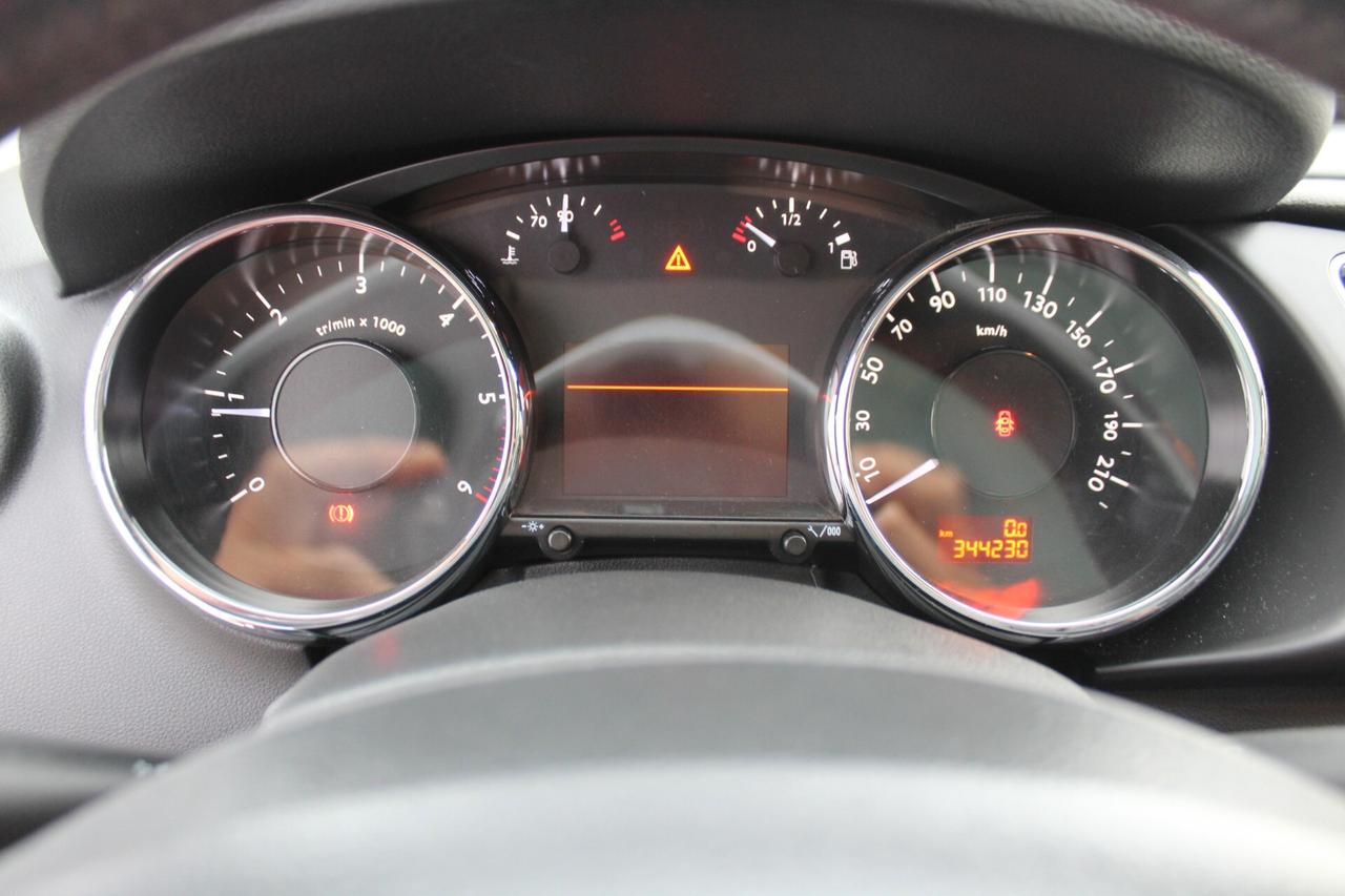 Peugeot 3008 1.6 HDi 115CV Style