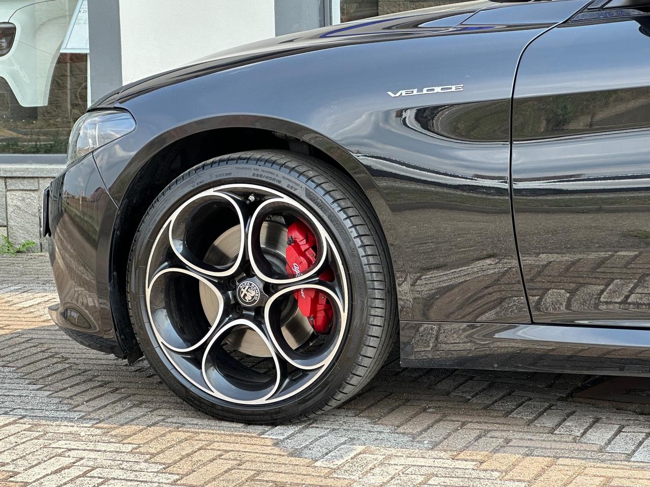 Alfa Romeo Giulia 2.0 Turbo 280 CV AT8 AWD Q4 Veloce