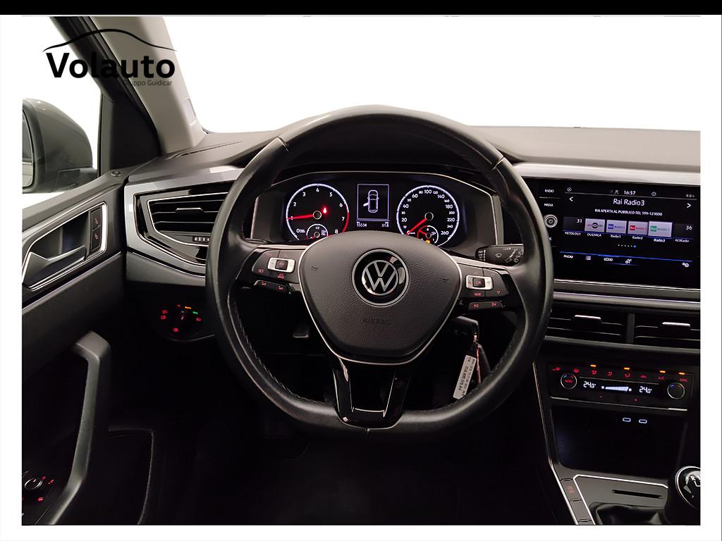 VOLKSWAGEN Polo VI 2017 - Polo 5p 1.0 tgi Highline 90cv my19