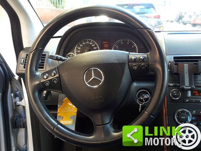 MERCEDES-BENZ A 160 AUTOMATIC Style