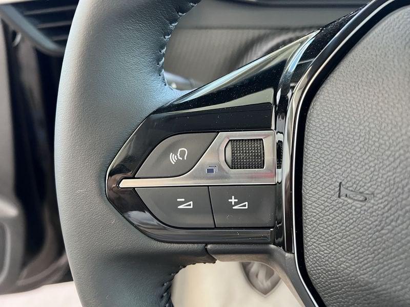 Peugeot 208 Allure Hybrid 110 e-DCS6 auto
