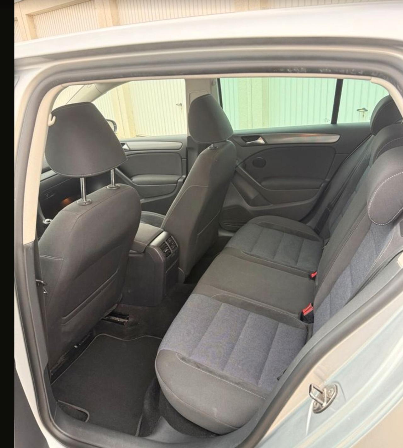 Volkswagen Golf 1.6 TDI DPF 5p. Highline