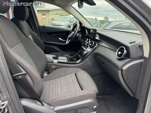 MERCEDES-BENZ GLC 300 GLC 300e phev (eq-power) Business 4matic - GG458ZK