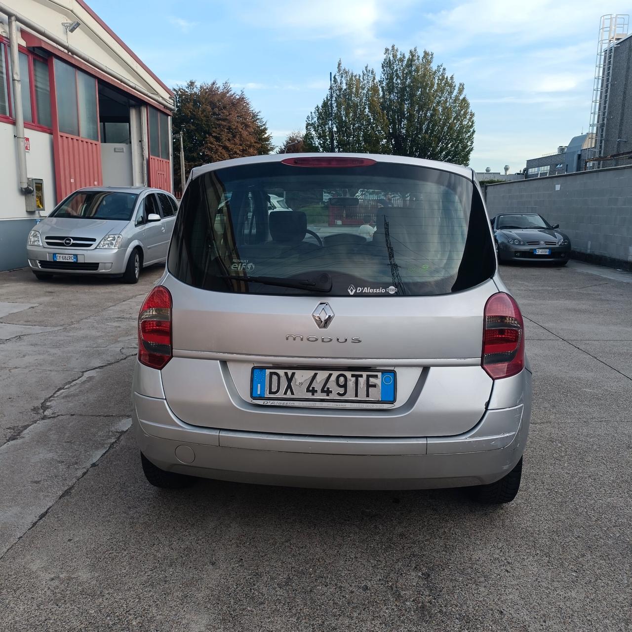 Renault Modus Grand 1.5 dCi 85CV Dynamique