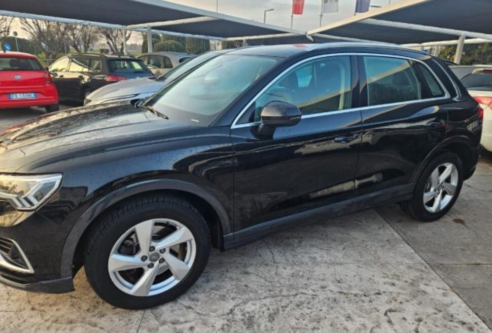 Audi Q3 40 TDI quattro S tronic line edition