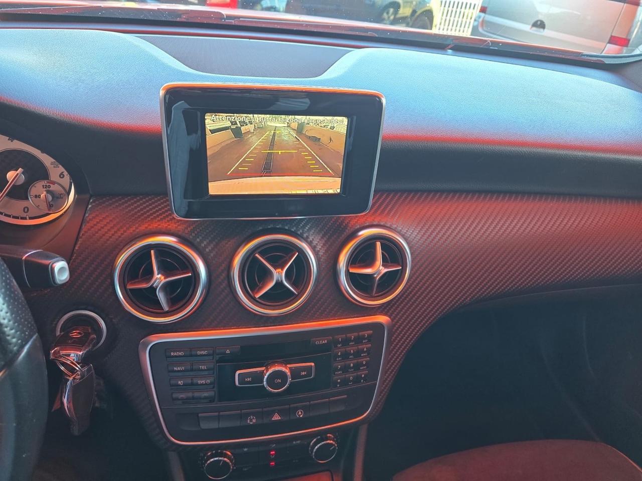 Mercedes-benz A 180 CDI Automatic Premium Dark Night Edition