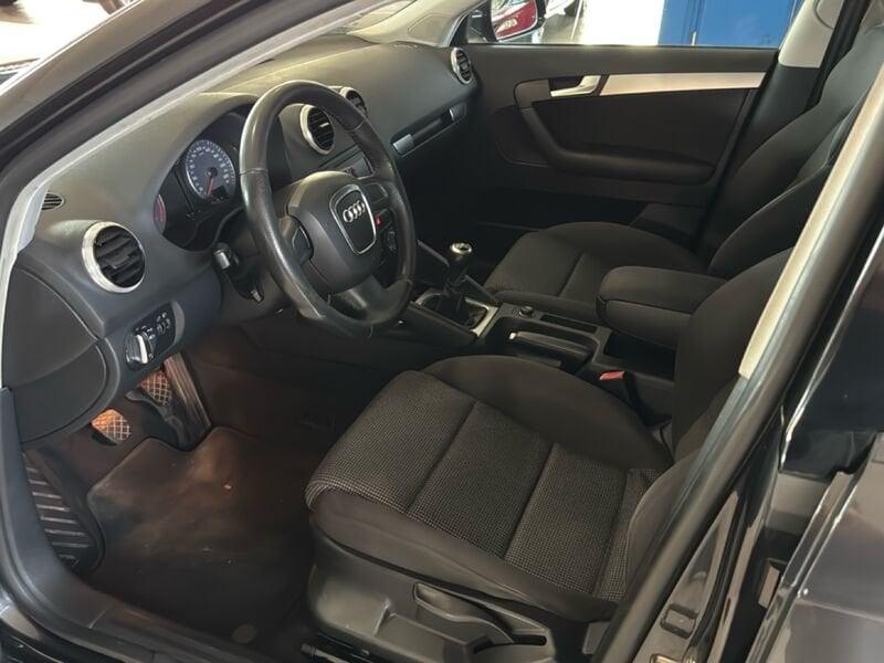 Audi A3 A3 SPB 1.6 TDI 105 CV CR Ambition Volano Rumoroso