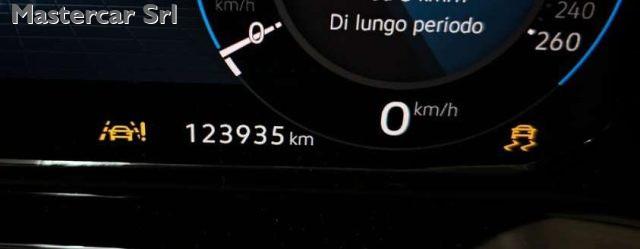 VOLKSWAGEN Golf Variant Golf VIII Variant 1.0 tsi evo Life 110cv - GF044WJ