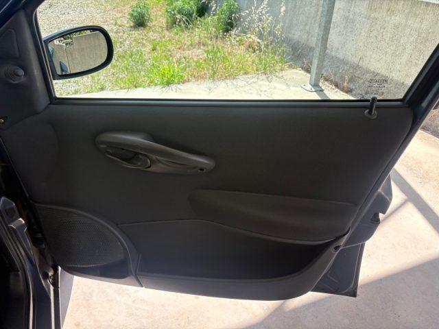 FIAT Punto 1.2i cat 5 porte POCHI CHILOMETRI OK NEOP