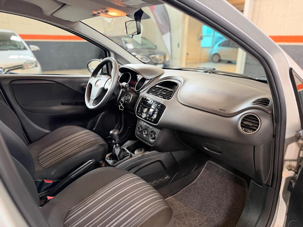 Fiat Punto Evo 1.4 5 porte S&S Dynamic NEOPATENTATI