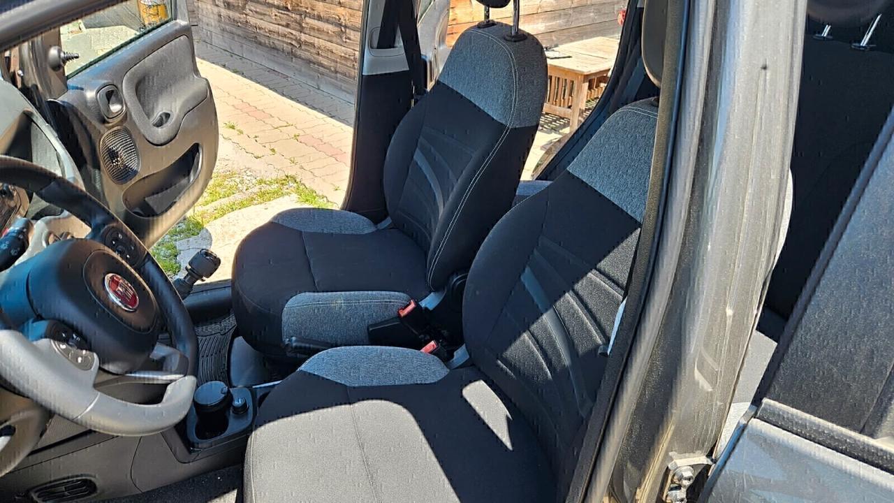 Fiat Panda 1.0 FireFly S&S Hybrid Sport