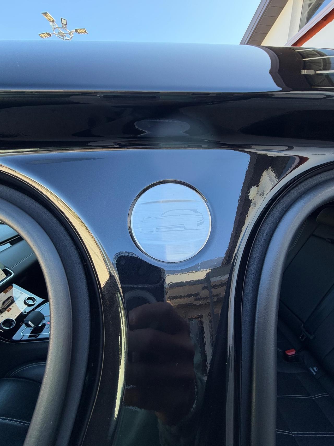 Land Rover Range Velar Total black