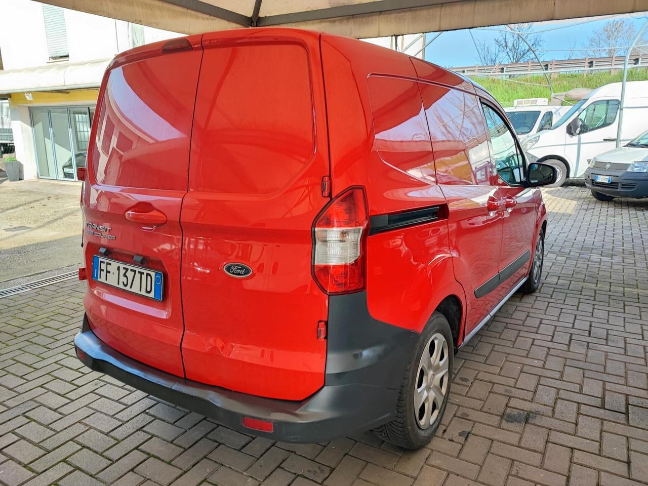 Ford Courier Euro 6B Tdci