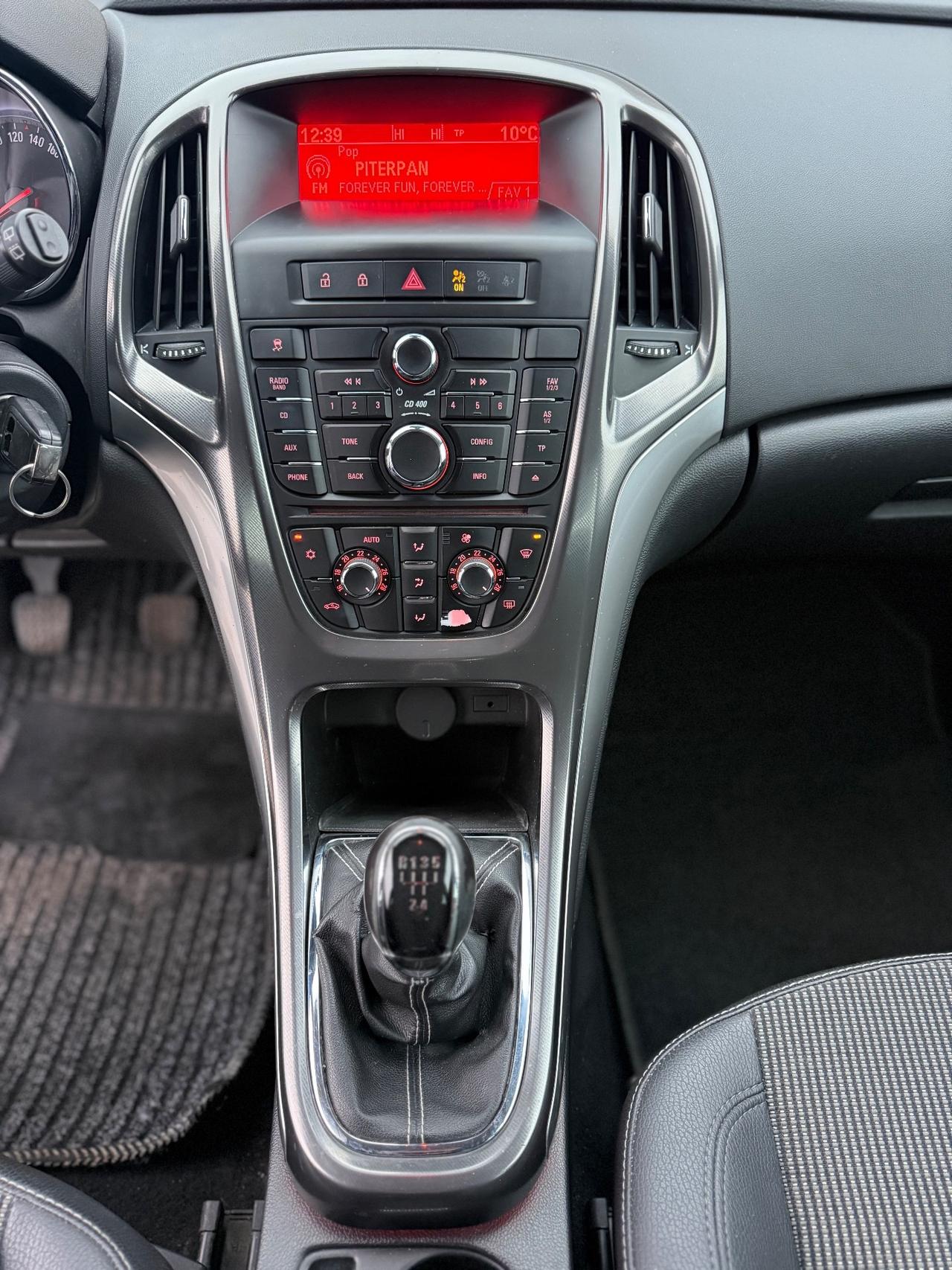 Opel Astra 1.4 100CV Sports Tourer Cosmo