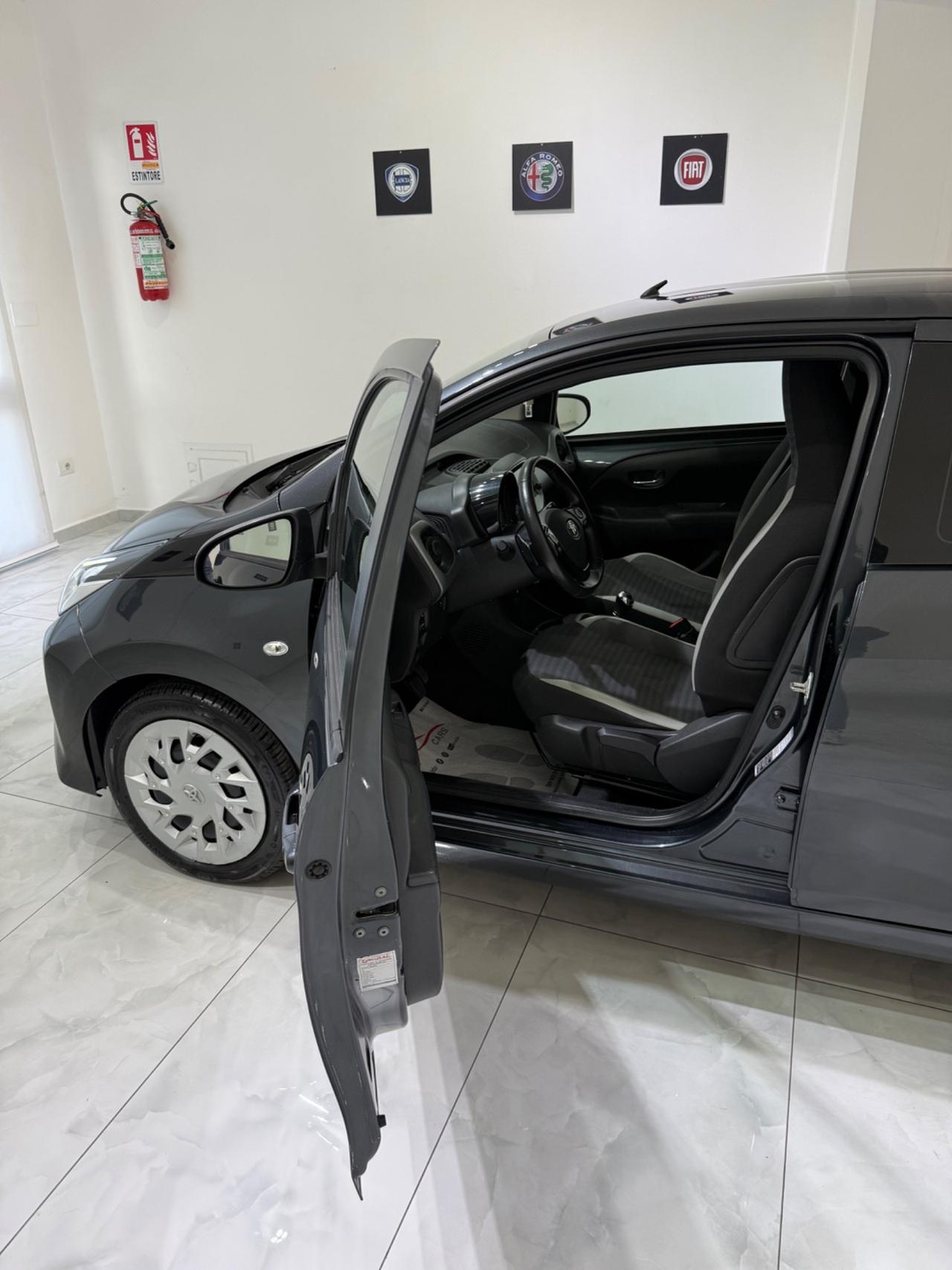 TOYOTA AYGO 1.0 VVT-I 69 CV 5 PORTE X-WAVE MMT