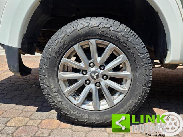 MITSUBISHI L200 2.4 DI-D/154CV Double Cab Intense NO IVA