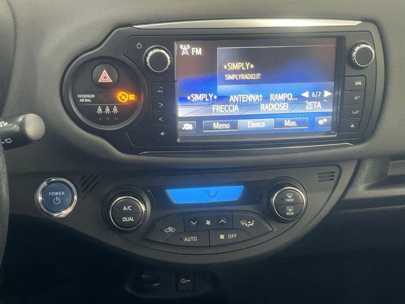 Toyota Yaris Yaris 5p 1.5h Active my16