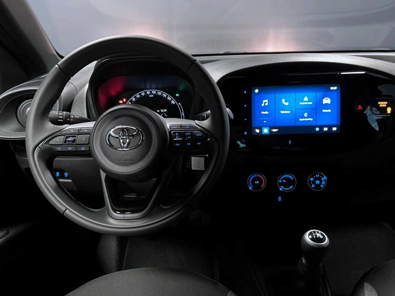 TOYOTA AYGO X 1.0 VVT-I 72 CV ACTIVE KM0