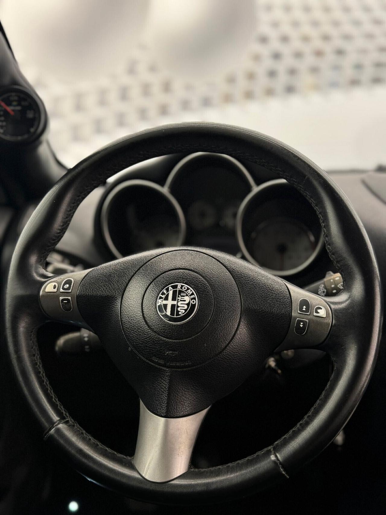 Alfa Romeo GT 1.9 MJT 150cv-KM CERTIFICATI-PERMUTE