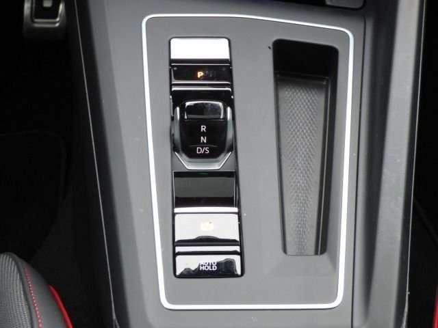 Volkswagen Golf GTI VIII NAVI PDC DSG LED CERCHI 19" ACC KAMERA USB