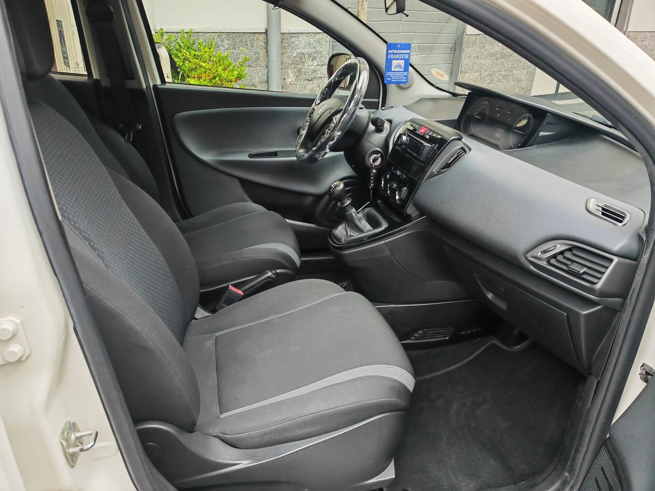 LANCIA YPSILON 0.9 TWINAIR CV84 KW62 ECOCHIC PLATINUM
