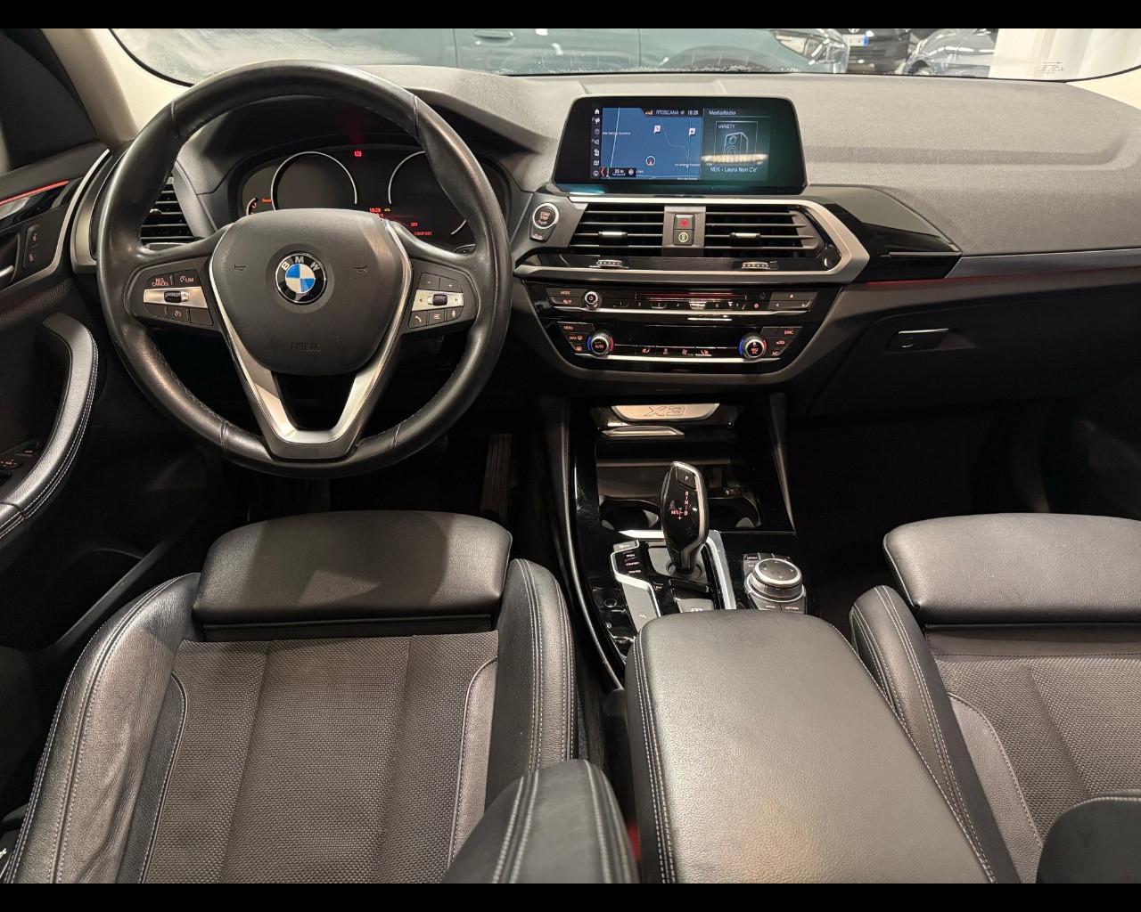 BMW X3 (G01/F97) - X3 sDrive18d xLine