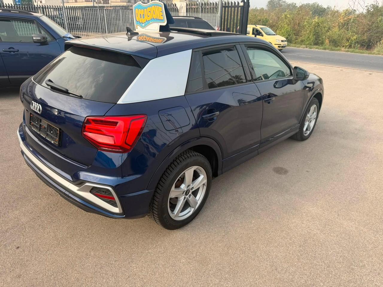 Audi Q2 TDI quattro S tronic line Edition tetto apribile