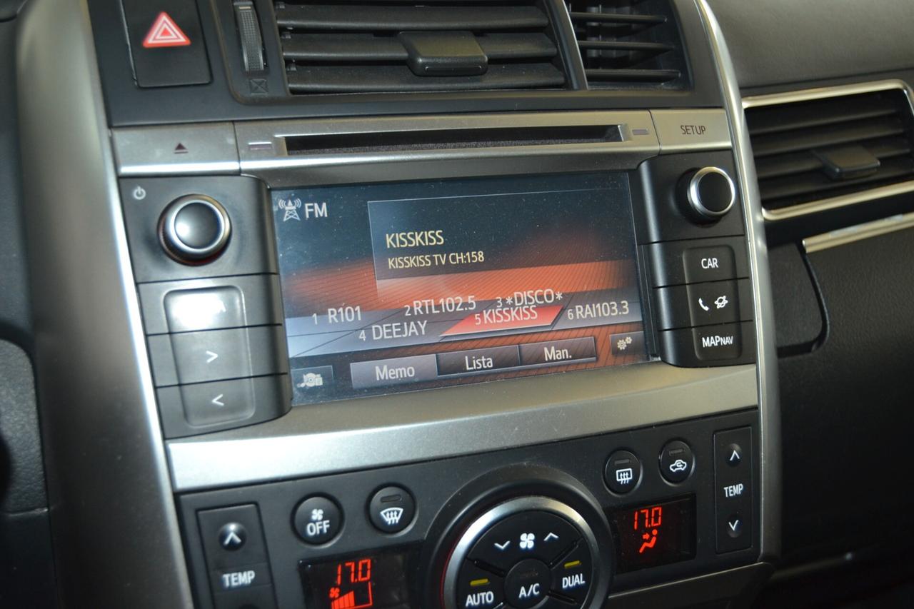 Toyota Verso 1.6 D-4D Style 7Posti/Navi/Tetto/Cruise