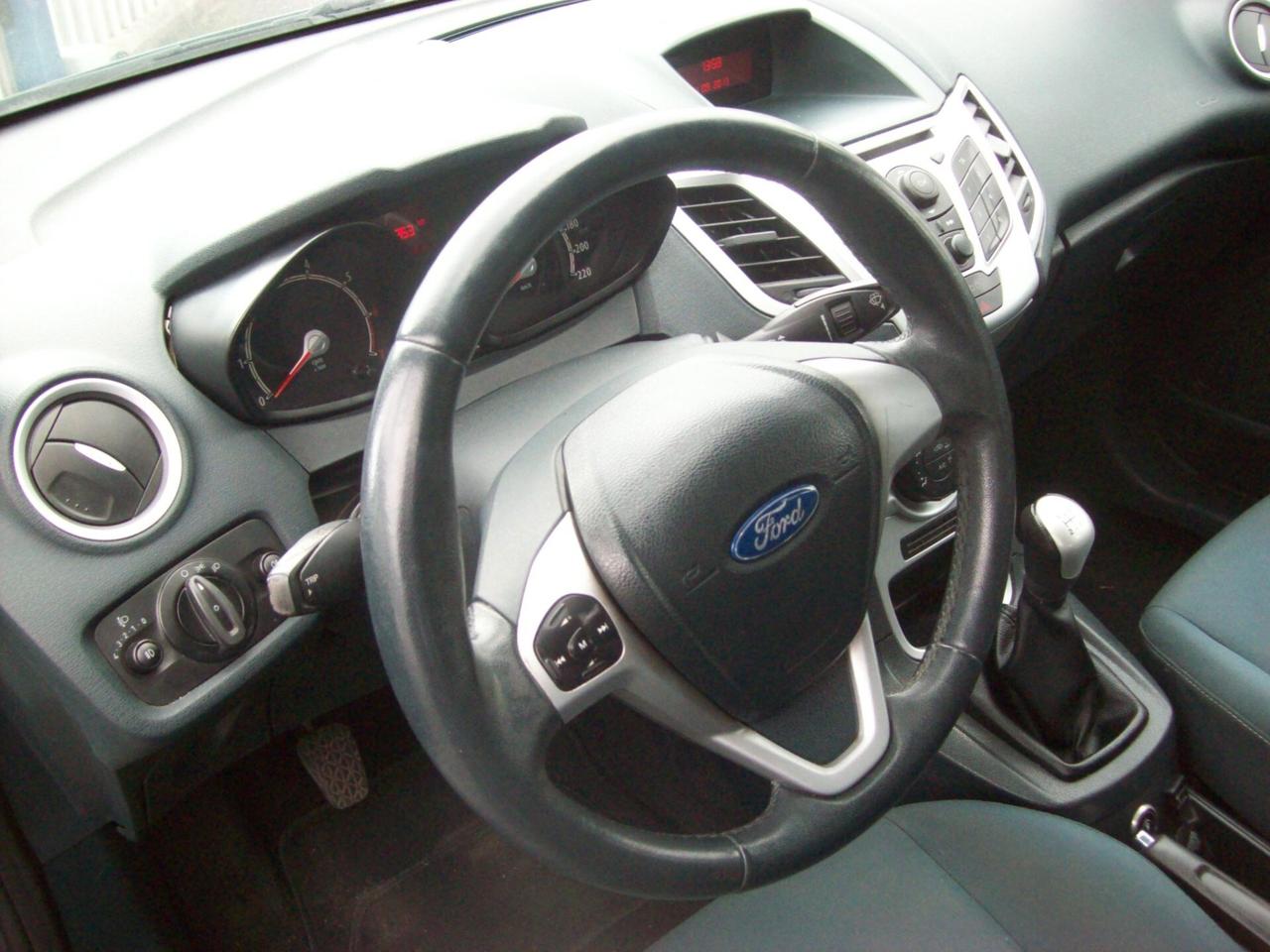 Ford Fiesta 1.4 5 porte Bz.- GPL Titanium