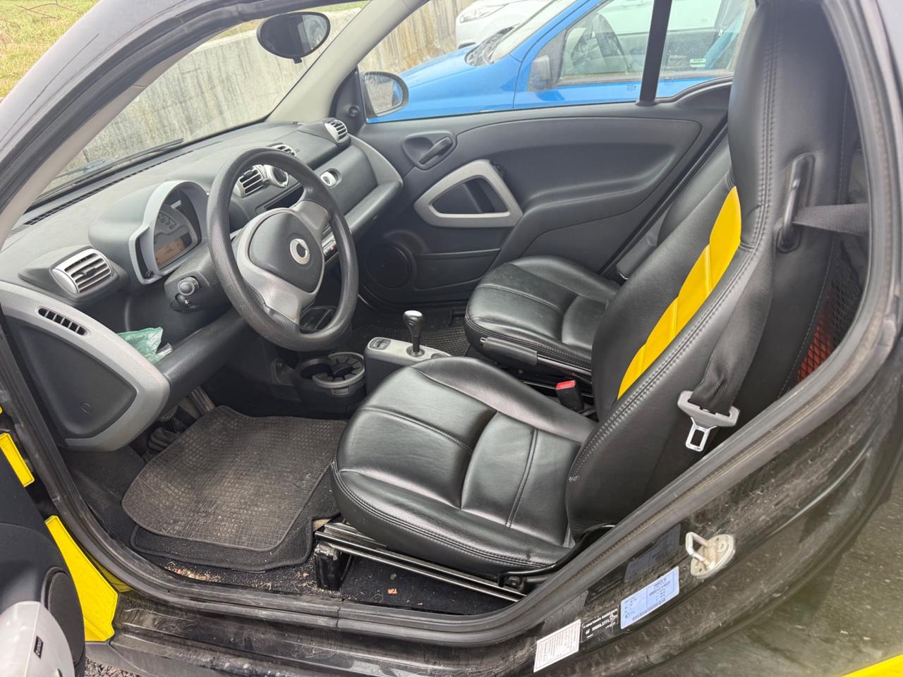 Smart ForTwo 1000 52 kW MHD cabrio passion
