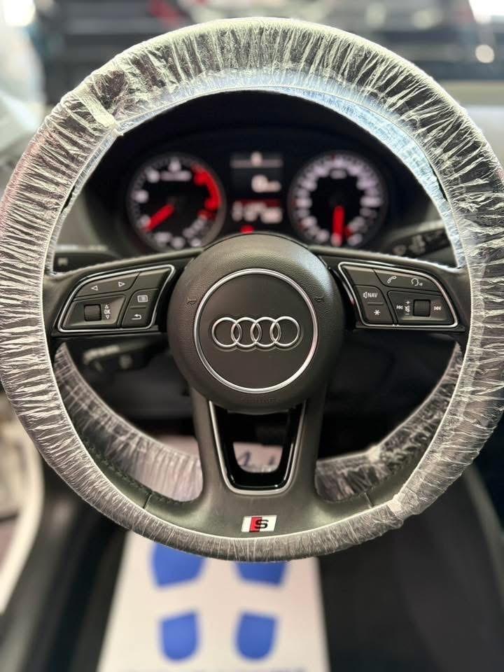 Audi Q2 35 TDI S tronic 150 cv Identity Black 2019