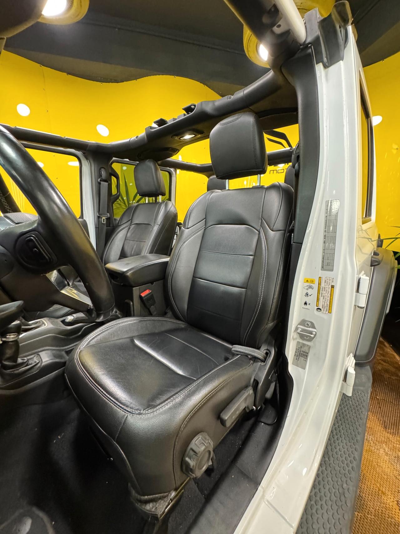 Jeep Wrangler Unlimited 2.2 Mjt II Night Eagle